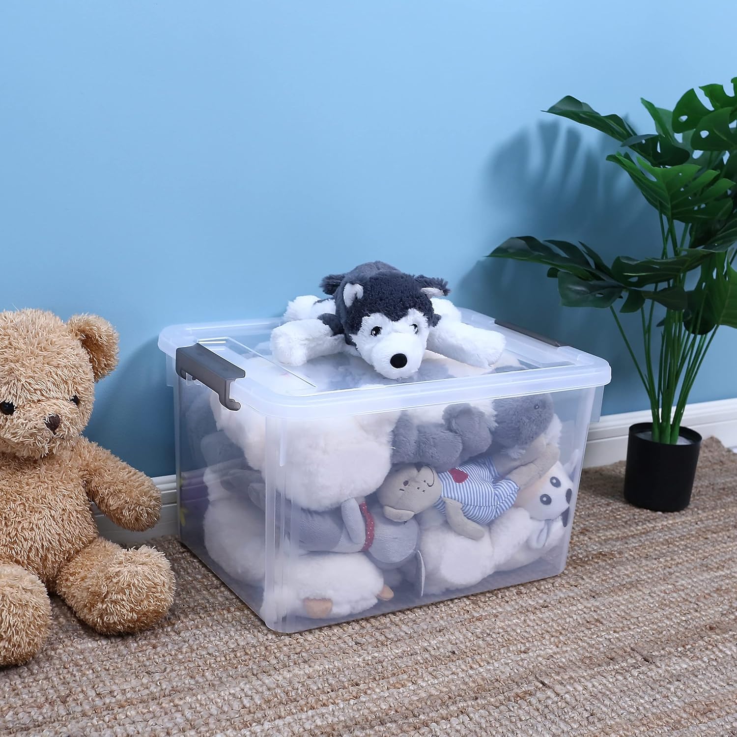 Citylife 32 QT Plastic Storage Bins with Latching Lids Stackable Storage Containers for Organizing Large Clear Storage Box for Garage, Closet, Kitchen, 4 Packs - Image 4